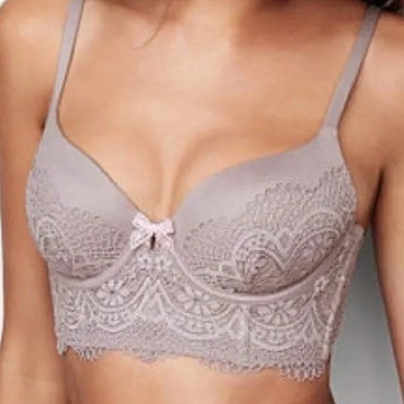 🪞 NEW VS crotchet lace corset bra topwomen’s size 32C by victoria’s secret